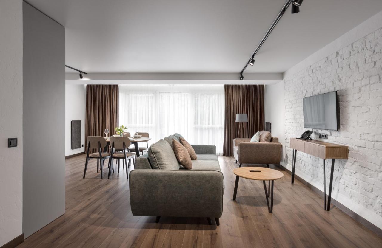 Apartel Uzhhorod Εξωτερικό φωτογραφία